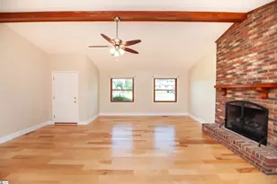145 Crossgate Dr, Boiling Springs, SC 29316 - Photo 3