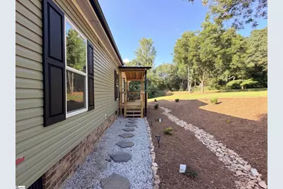 242 Black Bottom Road, Liberty, SC 29657 - Photo 7