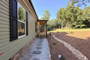 242 Black Bottom Rd, Liberty, SC 29657 - Photo 7