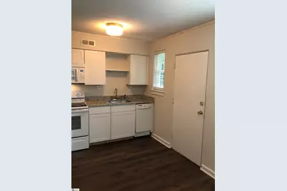 27 Faris Circle, Greenville, SC 29605 - Photo 5
