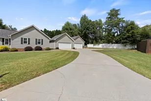6 Brendle Dr, Simpsonville, SC 29681 - Photo 23