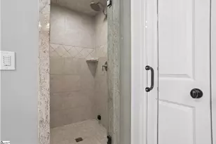 16 Willow Springs Dr, Greenville, SC 29607 - Photo 21