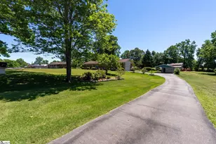 136 Bagwell St, Easley, SC 29640 - Photo 29
