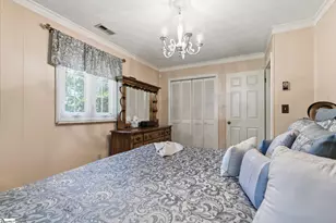 136 Bagwell St, Easley, SC 29640 - Photo 25