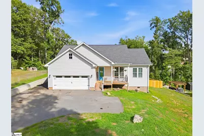 329 Woodley Road, Spartanburg, SC 29306 - Photo 1