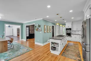 413 Mohawk Dr, Greenville, SC 29609 - Photo 9