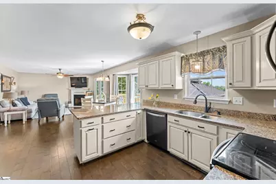 705 Canton Court, Greer, SC 29651 - Photo 9