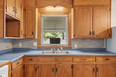 606 Perry Road, Greenville, SC 29609 - Photo 11
