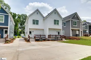 10 Howard St, Greenville, SC 29611 - Photo 7