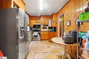 267 Gastley Dr, Clinton, SC 29325 - Photo 5
