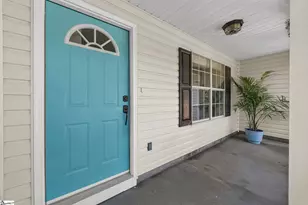 210 Abigail Ln, Greer, SC 29651 - Photo 3