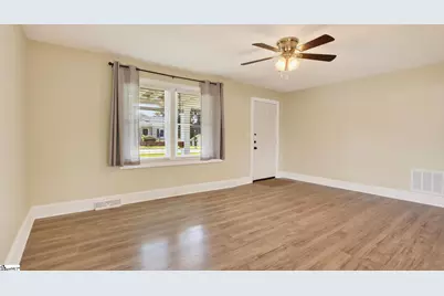 108 Mountain View Avenue, Greer, SC 29650 - Photo 9