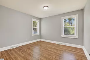 108 Mountain View Ave, Greer, SC 29650 - Photo 23
