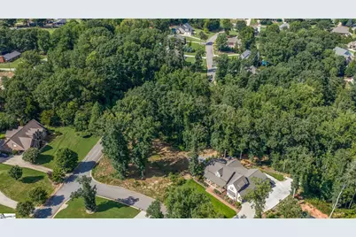 645 Breckenwood Drive, Spartanburg, SC 29301 - Photo 15