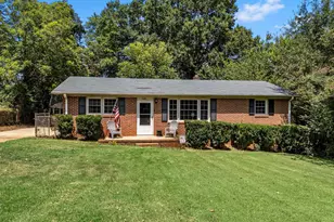 103 Sharon Dr, Greenville, SC 29617 - Photo 1
