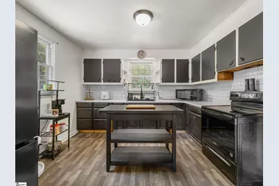 103 Sharon Drive, Greenville, SC 29617 - Photo 11