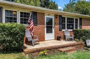 103 Sharon Dr, Greenville, SC 29617 - Photo 5