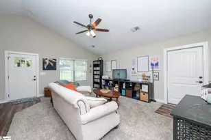 155 W Mill St, Gray Court, SC 29645 - Photo 13