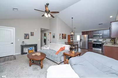 155 W Mill Street, Gray Court, SC 29645 - Photo 11