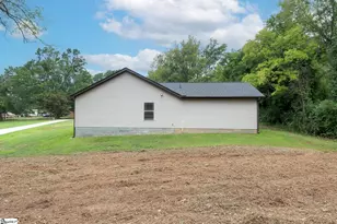155 W Mill St, Gray Court, SC 29645 - Photo 21