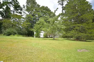 223 Redwood Dr, Easley, SC 29642 - Photo 5