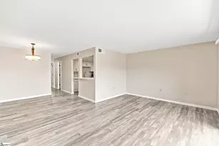 925 Cleveland St, Greenville, SC 29601 - Photo 15