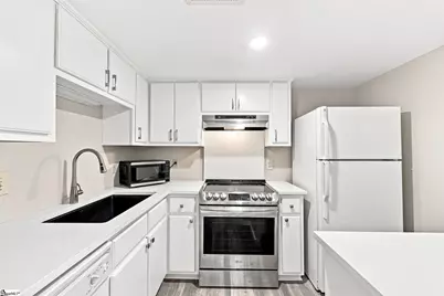 925 Cleveland Street #Unit 34, Greenville, SC 29601 - Photo 9