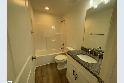 705 W Parker Road, Greenville, SC 29611 - Photo 9