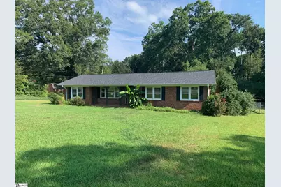 200 Windsor Drive, Laurens, SC 29360 - Photo 1