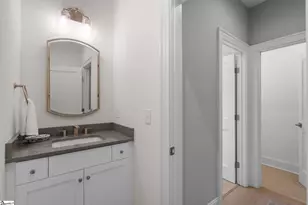 205 Bowman Rd, Greenville, SC 29615 - Photo 17