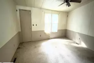 584 Leontine Mack Rd, Saluda, SC 29138 - Photo 3