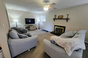8 Briarcreek Pl, Greenville, SC 29615 - Photo 11