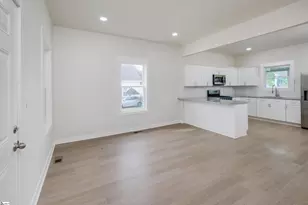 59 Smythe Ave, Greenville, SC 29605 - Photo 5