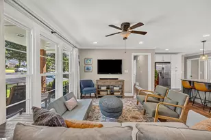 135 Buist Ave, Greenville, SC 29609 - Photo 9
