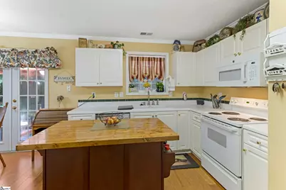15 Birchstone Court, Simpsonville, SC 29681 - Photo 7