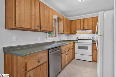187 Caledonia Road, Landrum, SC 29356 - Photo 15