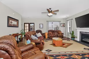 2 Peaceful Ct, Fountain Inn, SC 29644 - Photo 9