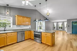118 Dixie Ave, Greenville, SC 29607 - Photo 15