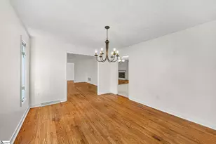 305 Holly Tree Ln, Simpsonville, SC 29681 - Photo 7