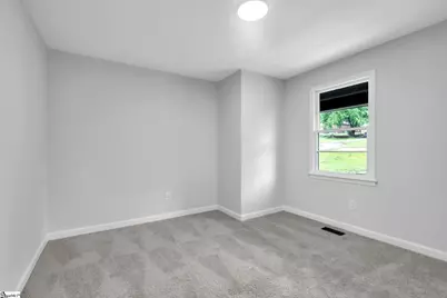 216 Ashcroft Drive, Greenwood, SC 29646 - Photo 17
