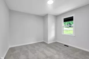 216 Ashcroft Dr, Greenwood, SC 29646 - Photo 17