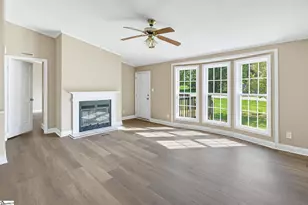 95 S Manley Dr, Taylors, SC 29687 - Photo 3