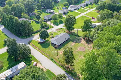 95 S Manley Drive, Taylors, SC 29687 - Photo 23
