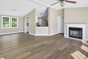 95 S Manley Dr, Taylors, SC 29687 - Photo 5