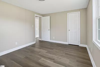 95 S Manley Drive, Taylors, SC 29687 - Photo 13