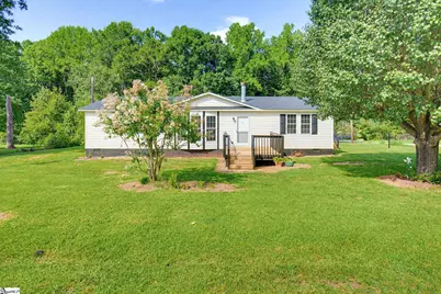 95 S Manley Drive, Taylors, SC 29687 - Photo 1
