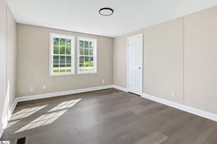 95 S Manley Dr, Taylors, SC 29687 - Photo 17