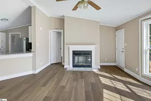 95 S Manley Dr, Taylors, SC 29687 - Photo 3