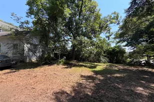 321 W Main St, Clinton, SC 29325 - Photo 3