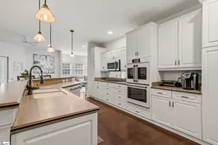 1 Avens Hill Dr, Greer, SC 29651 - Photo 17